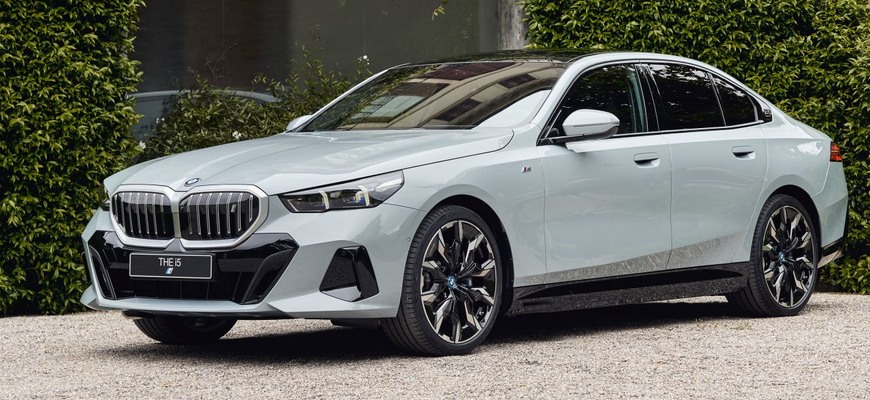 Nové BMW radu 5 (G60) má slovenské ceny. Za jednu i5 M60 xDrive máte skoro dve 520i