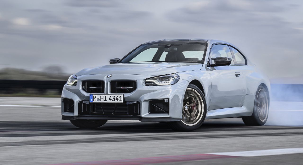 NOVÉ BMW M2 CS DETAILNE. MÁ HISTORICKY NAJSILNEJŠÍ MOTOR A POZNÁME AJ JEHO CENU