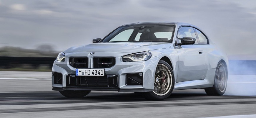 Nové BMW M2 CS detailne. Má historicky najsilnejší motor a poznáme aj jeho cenu