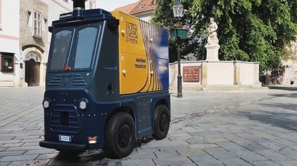 TAKTO VÁM BALÍK EŠTE NIKDY NEPRIŠIEL! POŠTA AUTONÓMNE DORUČOVANIE OTESTUJE OD LETA