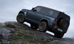 Land Rover Defender po facelifte. Konečne prináša na náš trh najvýkonnejší dieselový šesťvalec!