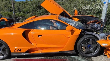 VEĽKÁ NEHODA MCLAREN SENNA LM, KTORÝ VLASTNÍ BÝVALÝ PILOT F1