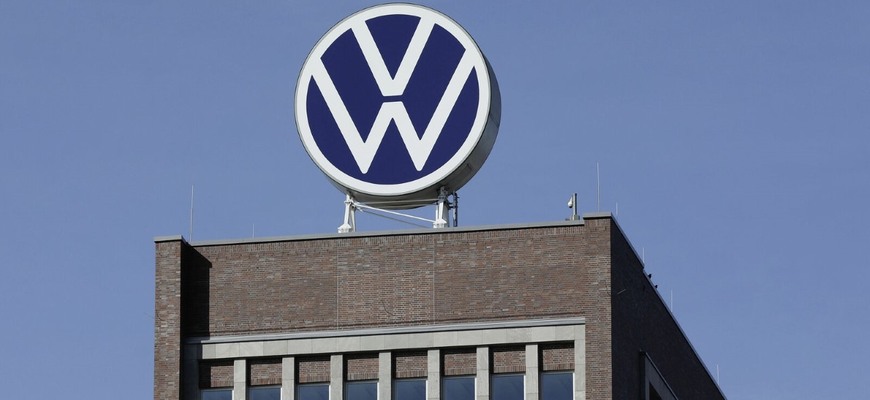 Nová kauza VW: Bývalých zamestnancov obvinili zo zneužitia dôverných informácií