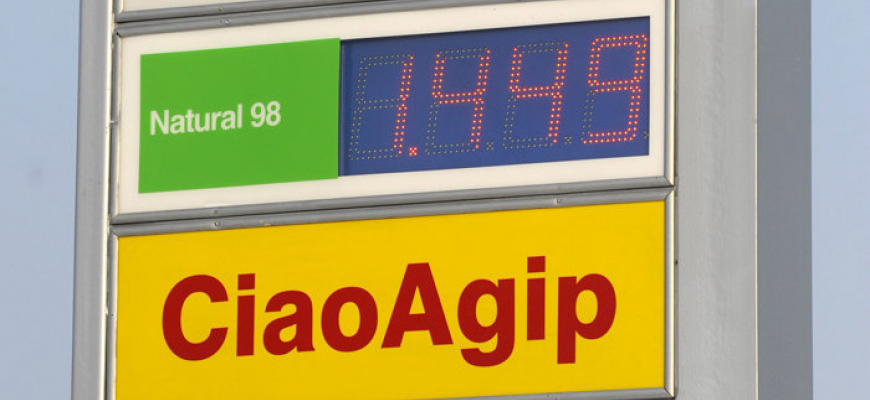 MOL (cez Slovnaft) zhltne v SR a ČR aj čerpacie stanice Agip. Od augusta 2015