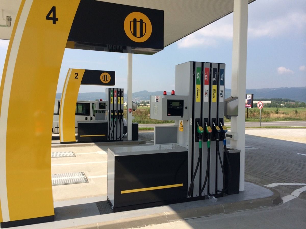 Slovnaft prebera na Slovensku 41 cerpacich stanic Agip