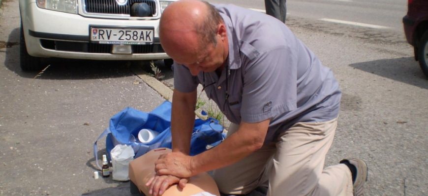 Polícia a Červený kríž kontrolovali lekárničky