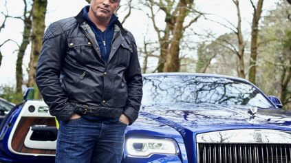 MATT LEBLANC S BBC PODPÍSAL 2 SEZÓNY TOPGEAR
