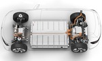 Nehody elektromobilov sú o tretinu drahšie, než pri bežných autách. U plug in hybridov ešte viac