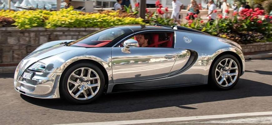 Fernando Alonso si kúpil unikátny Bugatti Veyron