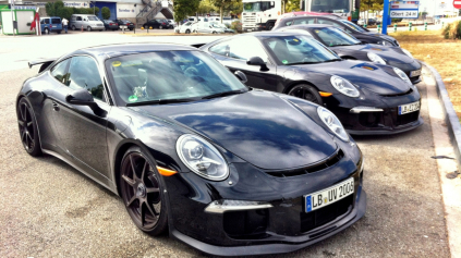 PRISTIHNUTÉ TAKMER SÉRIOVÉ PORSCHE 911 GT3 (991) A VIAC INFO O 911 TURBO