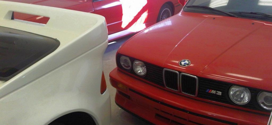 Zberateľ našiel úplne nové BMW M3 E30, Mercedes 190E EVO II a Ford RS200