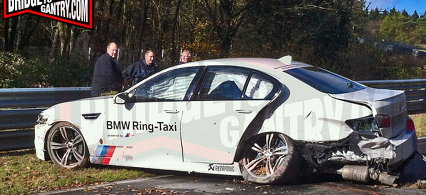 Aj majster tesár sa občas utne - BMW M5 Ring Taxi na šalát