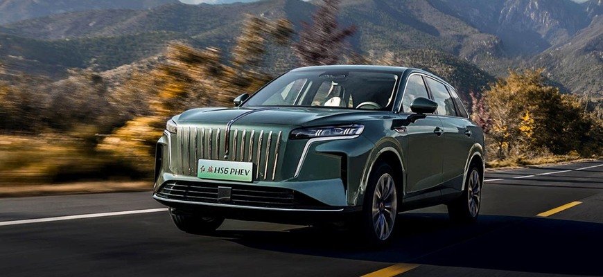 Hongqi HS6 PHEV má rekord v dojazde. Koľko zvládlo bez nabitia a tankovania?