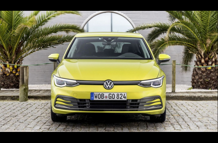 VOLKSWAGEN GOLF 8 PRÍDE VO VIACERÝCH VARIANTOCH. VIETE KEDY?