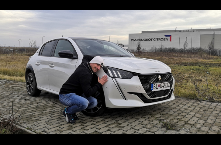 TEST PEUGEOT 208 1.2 GT LINE