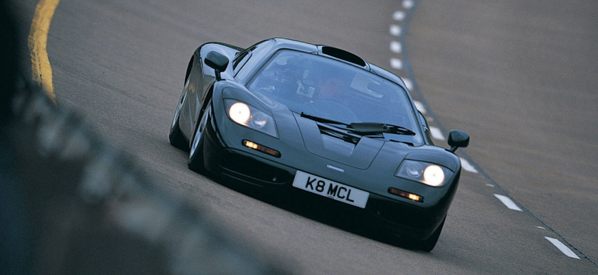 V roku 1998 išiel McLaren F1 rýchlejšie ako 390 km/h!