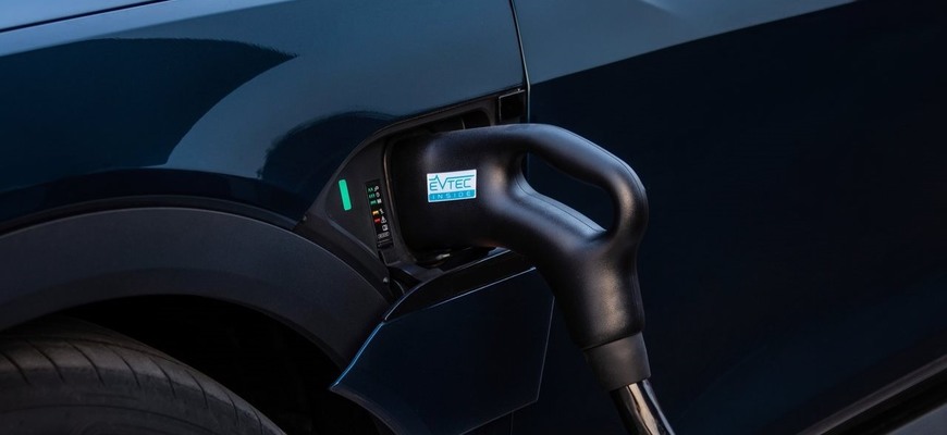 Nemecko stiahlo návrh na diaľkové prerušenie nabíjania elektromobilov