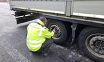 Náhodné technické kontroly sú prepadovka na cestách. Zadržia vám techničák a ŠPZ, ak auto neprejde