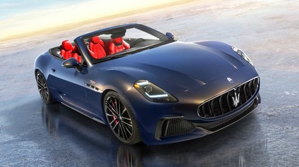 PASTVA PRE UŠI. NOVÉ MASERATI GRANCABRIO DOSTALO TROJLITROVÝ ŠESŤVALEC S VÝKONOM 550 KONÍ