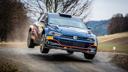 Valašská Rally 2021 otvorila sezónu MČR. Víťazstvo si však neodniesol ani Kopecký ani Pech