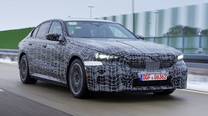 BMW sa pochválilo prvými fotkami elektrickej i5. Pri polárnom kruhu ladí posledné detaily