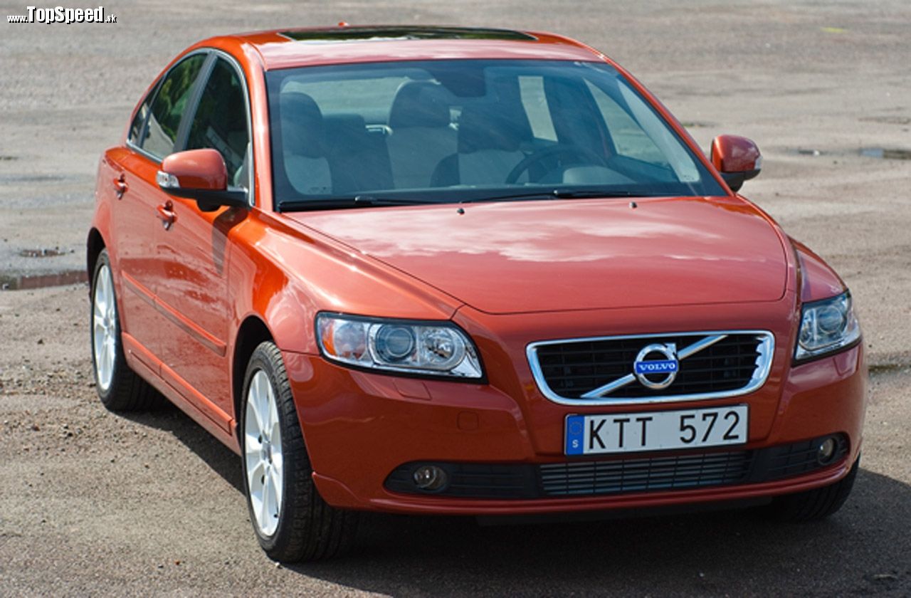 Volvo S40