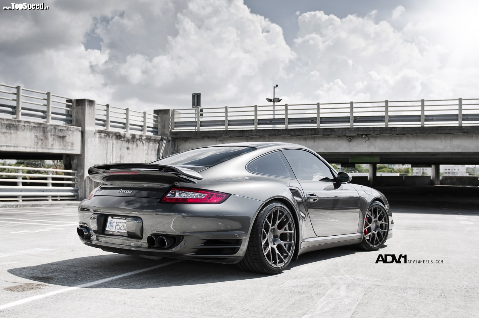 ADV1 Porsche 911 Turbo