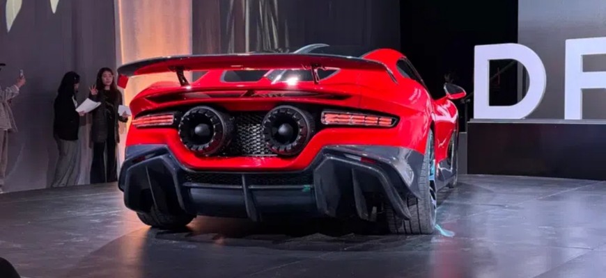 Výrobca vysávačov predstavuje elektromobil s raketovým pohonom