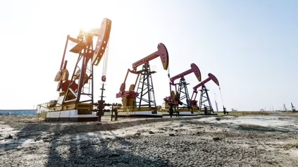 SPOJENÉ ARABSKÉ EMIRÁTY OPÚŠŤAJÚ OPEC! ČO TO ZNAMENÁ PRE BUDÚCE CENY ROPY, BENZÍNU A NAFTY?