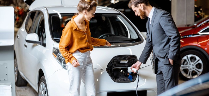 Predaj elektrických áut stúpa. Aký je najpresvedčivejší predajný argument?