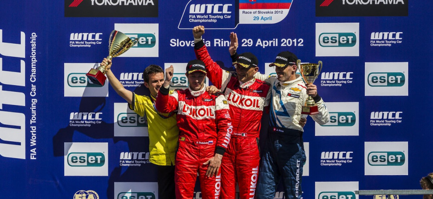 Ako dopadla priemiéra WTCC na Slovakia Ringu?