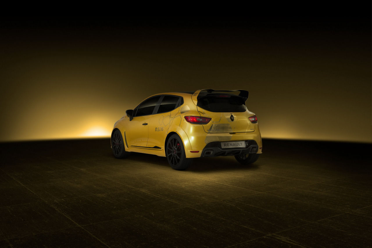 Besný Renault Clio RS 16 má až 275 k