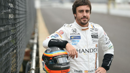 Alonso si v Indy 500 viedol brilantne, zastavila ho porucha motora