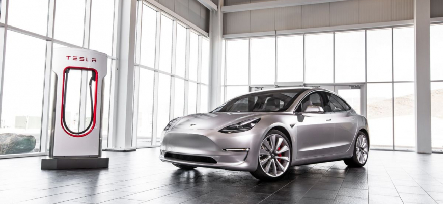 Tesla Model 3 zvládla 975 km na jedno nabitie!