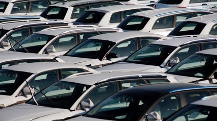 PREDAJ ÁUT V EURÓPE: Z TESLY JE PREPADÁK, MG PRED SEATOM A RENAULT DOŤAHUJE TOYOTU!