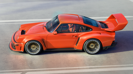 NOVÝ SINGER DLS TURBO JE CIVILNÝM ODRAZOM SLÁVNEHO PRETEKÁRSKEHO PORSCHE 934/5 ZO 70. ROKOV