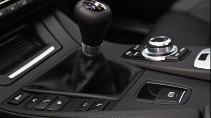 BMW M manuálne prevodovky ponechá, ak o ne bude záujem