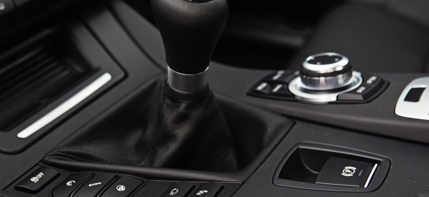 BMW M manuálne prevodovky ponechá, ak o ne bude záujem