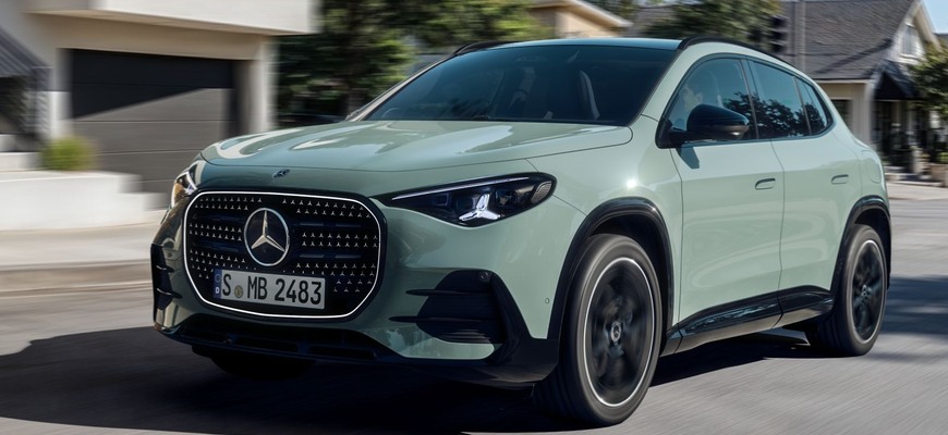 Nový Mercedes GLA nahradzuje elektrické EQA, neskôr dorazia aj hybridné verzie