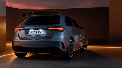MERCEDES-AMG A 45 S 4MATIC+ MIERI DO FINÁLE. ROZLÚČI SA VÝRAZNOU ŠPECIÁLNOU EDÍCIOU