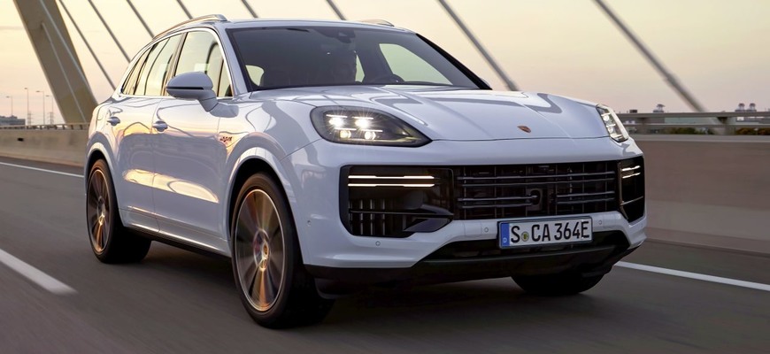 Historicky najvýkonnejšie Porsche Cayenne oficiálne. Turbo E-Hybrid má až 739 koní