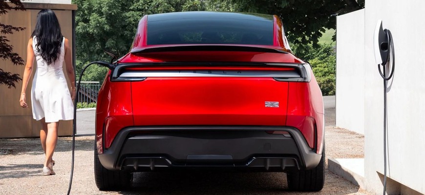 Nová Tesla Model Y Performance odhalená. Lepšia baterka, na stovke ako 911 GT3 a slovenská cena!