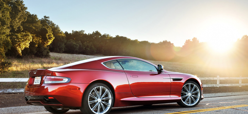 67. piatková dávka pekných fotiek: Aston Martin DB9