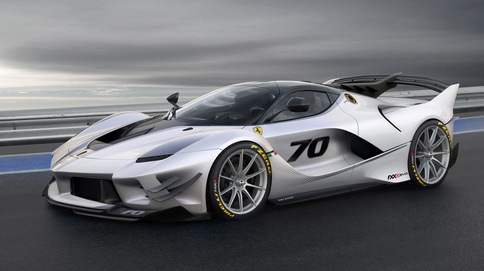 Najextrémnejši Ferrari FXX-K Evo generuje prítlak ako špeciál GT3