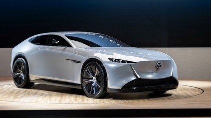 Nová Mazda Vision X-Coupe oficiálne. Wankel, elektromotory a pohon na zvláštne biopalivo!