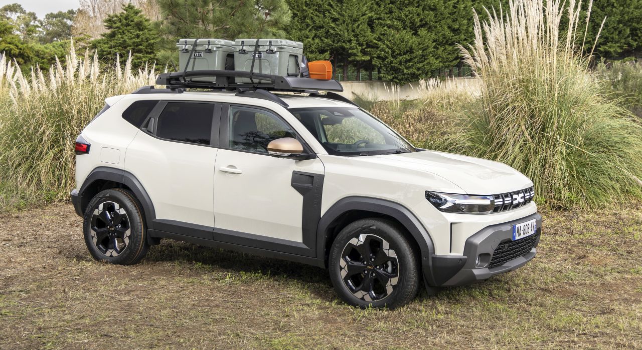 NOVÁ DACIA DUSTER OFICIÁLNE: LPG A 4X4 OSTÁVA, NOVINKOU JE HYBRID A TROJVALEC 1.2 TCE