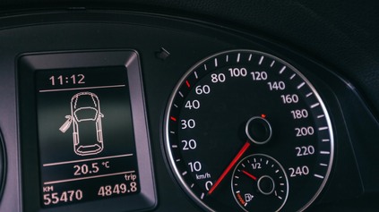 KILOMETROVÁ DAŇ: EÚ CHCE ÚČTOVAŤ 3 CENTY ZA KAŽDÝ KILOMETER. ZAČNÚ SA ODOMETRE STÁČAŤ EŠTE VIAC?
