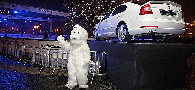 Škoda prináša na Hviezdoslavovo námestie v BA kĺzisko