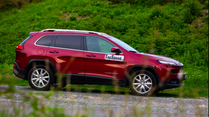 TEST: JEEP CHEROKEE 2,2 DIESEL