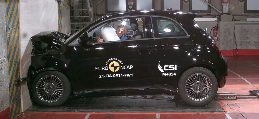Fiat 500e Euro NCAP test: má Stellantis dôvod spytovať svedomie kvôli 4 hviezdičkám?